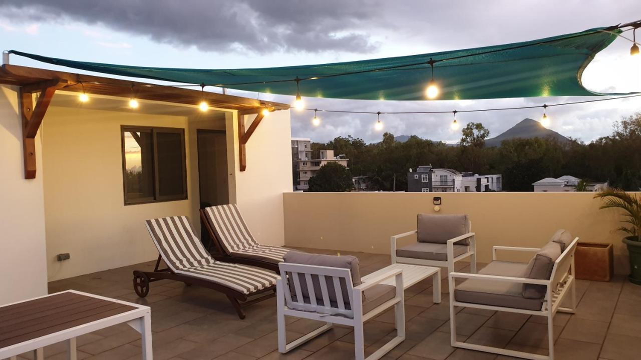 Westwood Luxury Penthouse With Private Roof Top Ref 15847 Flic en Flac Exterior photo