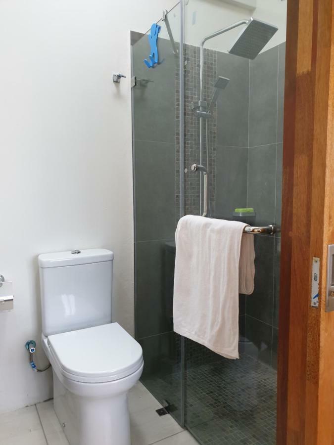 Westwood Luxury Penthouse With Private Roof Top Ref 15847 Flic en Flac Exterior photo